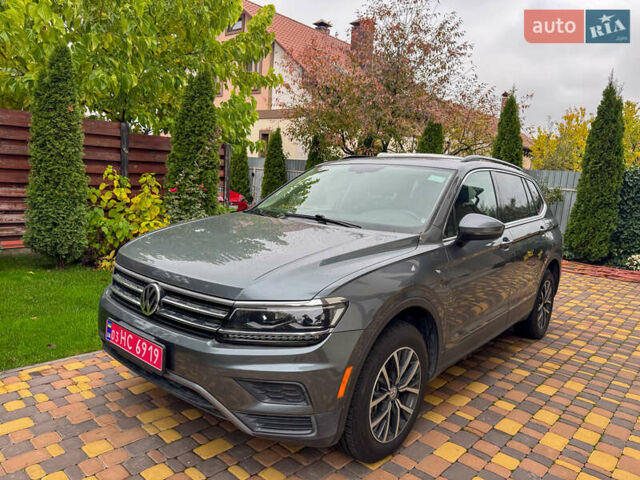 Сірий Фольксваген Tiguan Allspace, об'ємом двигуна 2 л та пробігом 112 тис. км за 22500 $, фото 1 на Automoto.ua