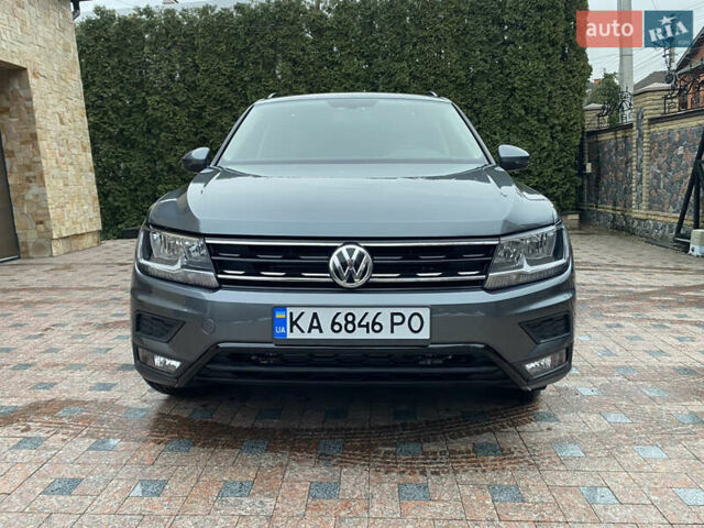 Серый Фольксваген Tiguan Allspace, объемом двигателя 2 л и пробегом 33 тыс. км за 23200 $, фото 1 на Automoto.ua