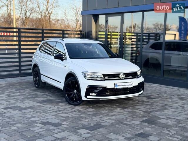 Синий Фольксваген Tiguan Allspace, объемом двигателя 2 л и пробегом 52 тыс. км за 36900 $, фото 1 на Automoto.ua