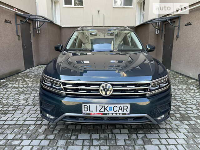 Зелений Фольксваген Tiguan Allspace, об'ємом двигуна 2 л та пробігом 82 тис. км за 22500 $, фото 1 на Automoto.ua