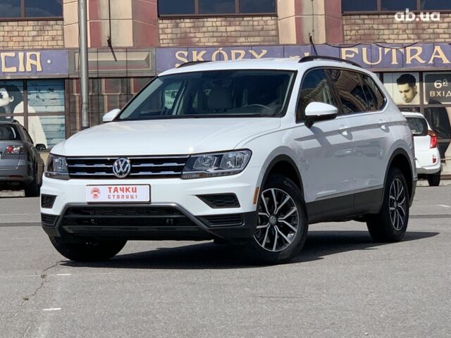 Білий Фольксваген Тігуан, об'ємом двигуна 0 л та пробігом 10 тис. км за 31000 $, фото 1 на Automoto.ua