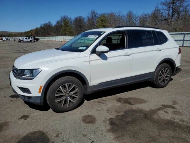 Белый Фольксваген Тигуан, объемом двигателя 0 л и пробегом 76 тыс. км за 4599 $, фото 1 на Automoto.ua