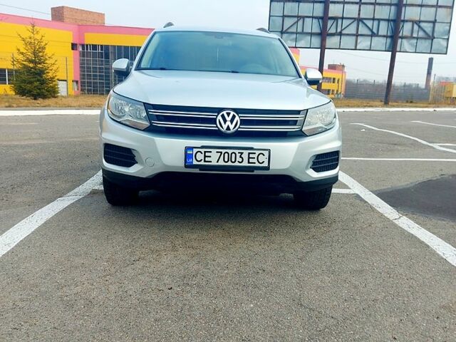 Білий Фольксваген Тігуан, об'ємом двигуна 1.9 л та пробігом 100 тис. км за 15100 $, фото 1 на Automoto.ua
