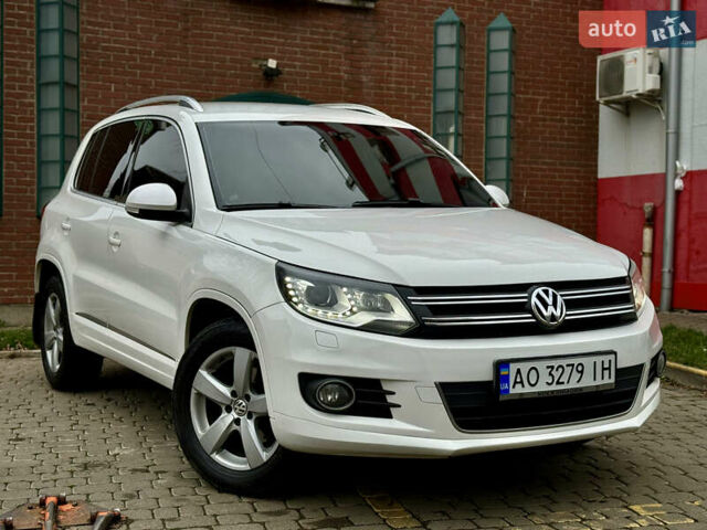 Белый Фольксваген Тигуан, объемом двигателя 1.97 л и пробегом 257 тыс. км за 14999 $, фото 1 на Automoto.ua