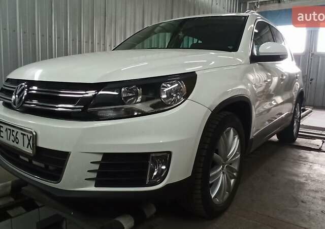 Белый Фольксваген Тигуан, объемом двигателя 1.98 л и пробегом 240 тыс. км за 13500 $, фото 1 на Automoto.ua