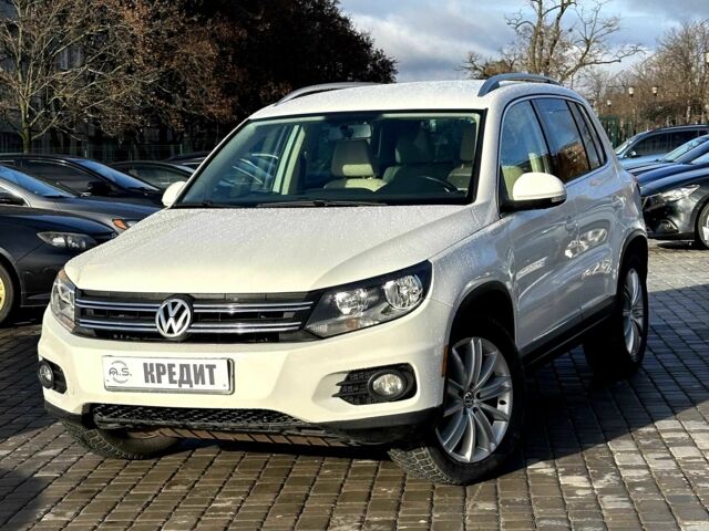 Белый Фольксваген Тигуан, объемом двигателя 2 л и пробегом 277 тыс. км за 11450 $, фото 1 на Automoto.ua