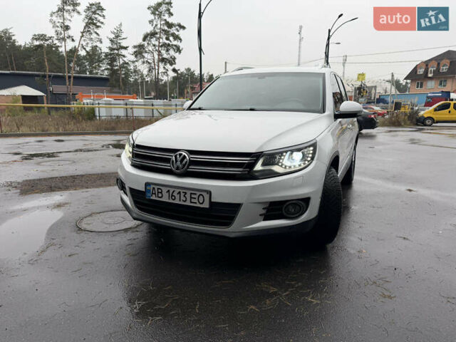 Белый Фольксваген Тигуан, объемом двигателя 1.97 л и пробегом 205 тыс. км за 14900 $, фото 1 на Automoto.ua