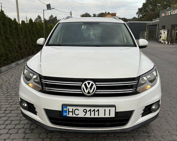 Белый Фольксваген Тигуан, объемом двигателя 1.97 л и пробегом 235 тыс. км за 14500 $, фото 1 на Automoto.ua