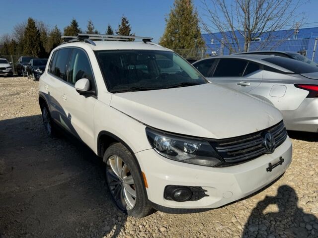 Білий Фольксваген Тігуан, об'ємом двигуна 2 л та пробігом 202 тис. км за 9200 $, фото 1 на Automoto.ua