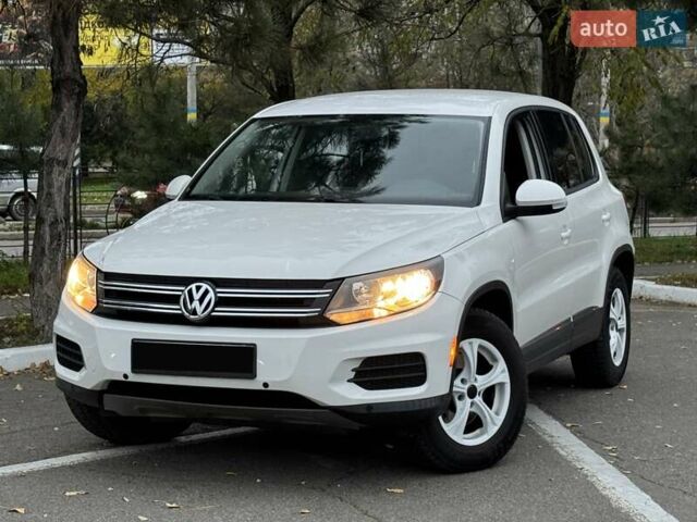 Белый Фольксваген Тигуан, объемом двигателя 1.98 л и пробегом 190 тыс. км за 10900 $, фото 1 на Automoto.ua