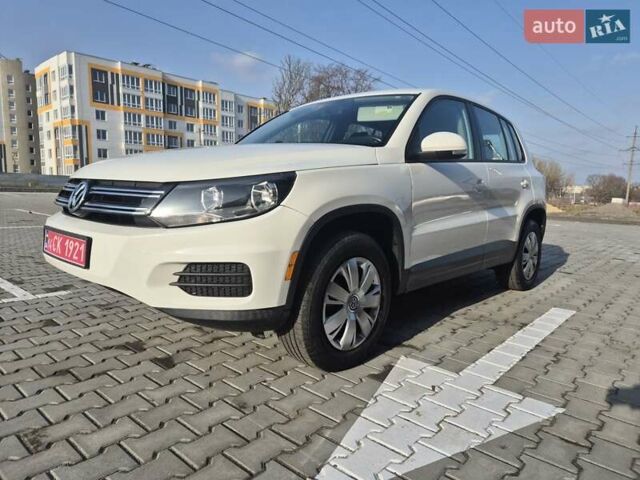 Белый Фольксваген Тигуан, объемом двигателя 1.97 л и пробегом 156 тыс. км за 9999 $, фото 1 на Automoto.ua