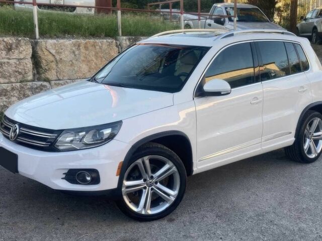 Білий Фольксваген Тігуан, об'ємом двигуна 2 л та пробігом 90 тис. км за 9500 $, фото 1 на Automoto.ua