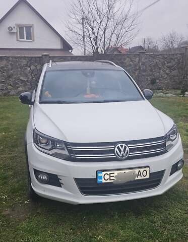 Белый Фольксваген Тигуан, объемом двигателя 1.97 л и пробегом 181 тыс. км за 18500 $, фото 1 на Automoto.ua