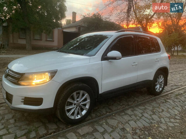 Білий Фольксваген Тігуан, об'ємом двигуна 1.98 л та пробігом 232 тис. км за 11000 $, фото 1 на Automoto.ua