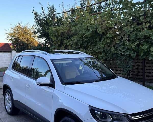 Белый Фольксваген Тигуан, объемом двигателя 1.98 л и пробегом 213 тыс. км за 12700 $, фото 1 на Automoto.ua