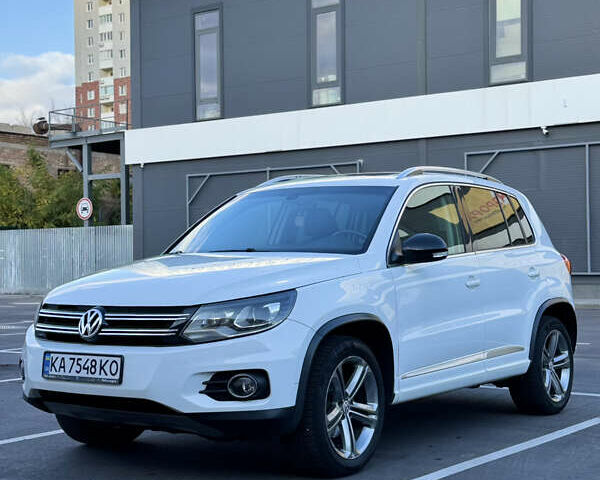 Білий Фольксваген Тігуан, об'ємом двигуна 2 л та пробігом 68 тис. км за 16500 $, фото 1 на Automoto.ua