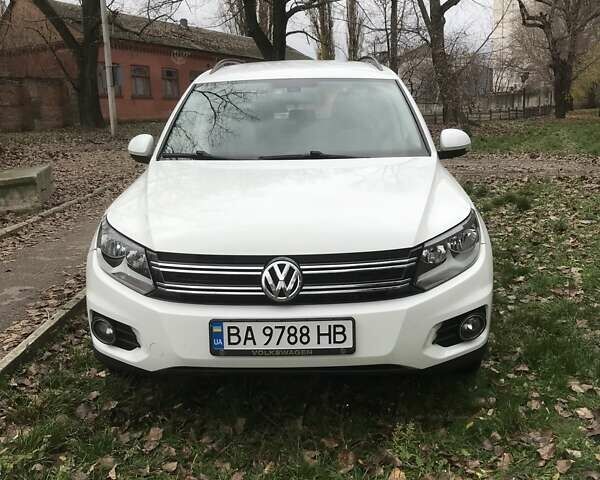 Білий Фольксваген Тігуан, об'ємом двигуна 1.98 л та пробігом 122 тис. км за 15000 $, фото 1 на Automoto.ua