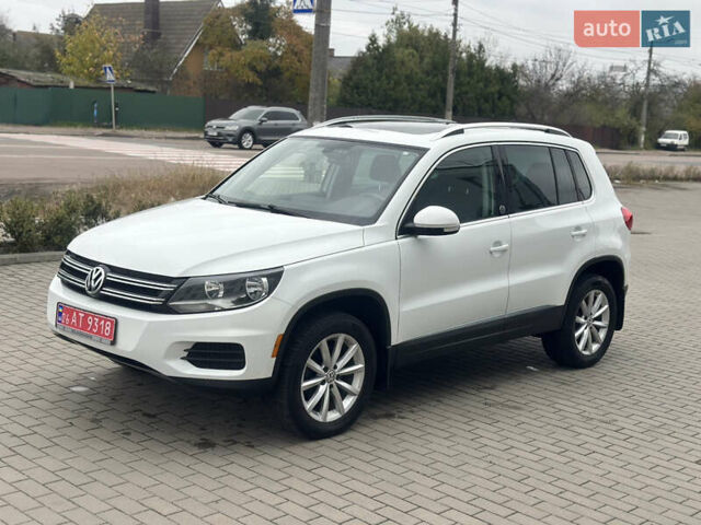 Білий Фольксваген Тігуан, об'ємом двигуна 2 л та пробігом 213 тис. км за 14750 $, фото 1 на Automoto.ua