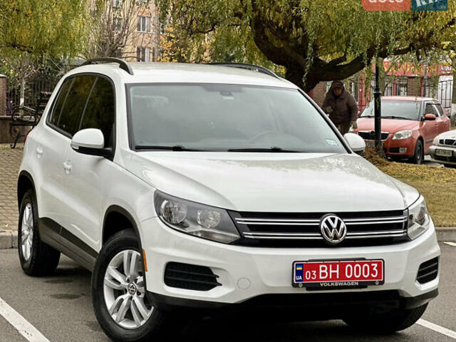 Белый Фольксваген Тигуан, объемом двигателя 2 л и пробегом 228 тыс. км за 12999 $, фото 1 на Automoto.ua