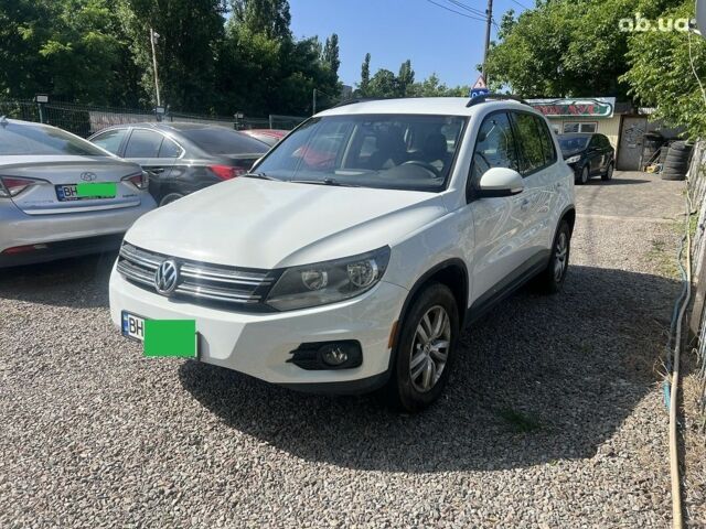 Белый Фольксваген Тигуан, объемом двигателя 0 л и пробегом 207 тыс. км за 14000 $, фото 1 на Automoto.ua