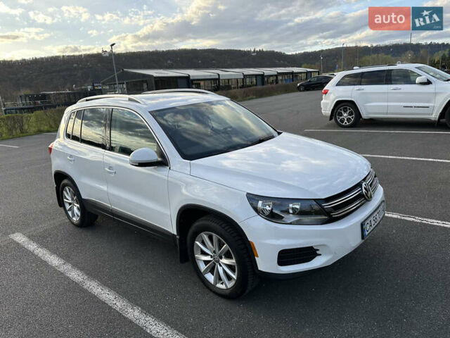 Білий Фольксваген Тігуан, об'ємом двигуна 1.98 л та пробігом 140 тис. км за 14000 $, фото 1 на Automoto.ua
