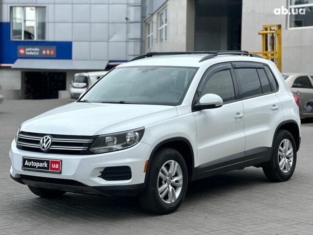 Білий Фольксваген Тігуан, об'ємом двигуна 2 л та пробігом 156 тис. км за 14990 $, фото 1 на Automoto.ua