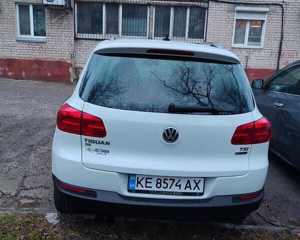 Белый Фольксваген Тигуан, объемом двигателя 1.98 л и пробегом 202 тыс. км за 14800 $, фото 1 на Automoto.ua
