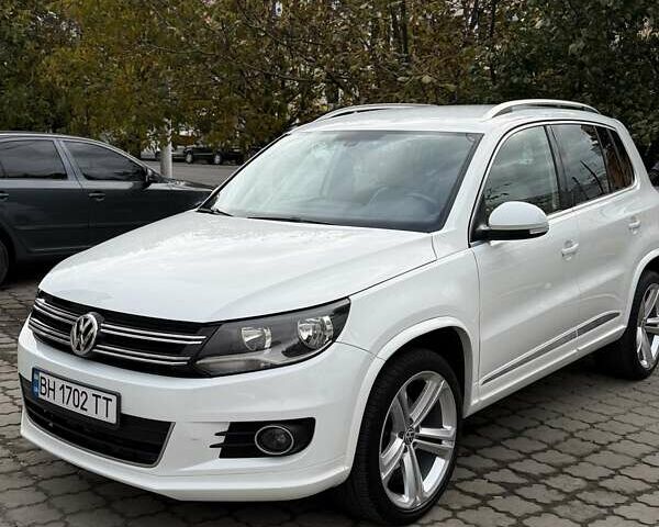 Белый Фольксваген Тигуан, объемом двигателя 1.98 л и пробегом 105 тыс. км за 16000 $, фото 1 на Automoto.ua