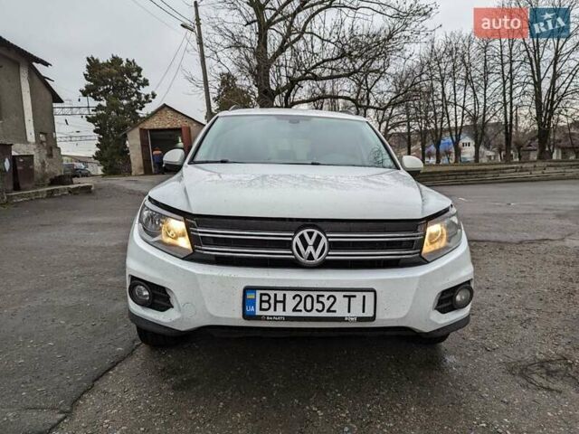 Білий Фольксваген Тігуан, об'ємом двигуна 1.98 л та пробігом 157 тис. км за 14300 $, фото 1 на Automoto.ua