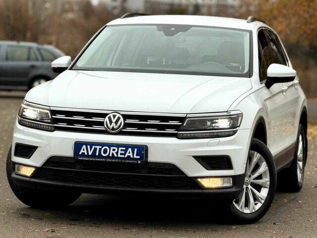 Белый Фольксваген Тигуан, объемом двигателя 2 л и пробегом 71 тыс. км за 25000 $, фото 1 на Automoto.ua