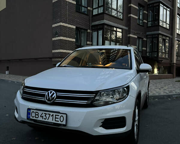 Белый Фольксваген Тигуан, объемом двигателя 1.98 л и пробегом 99 тыс. км за 13700 $, фото 1 на Automoto.ua