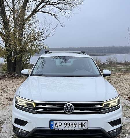 Белый Фольксваген Тигуан, объемом двигателя 1.97 л и пробегом 114 тыс. км за 28000 $, фото 1 на Automoto.ua