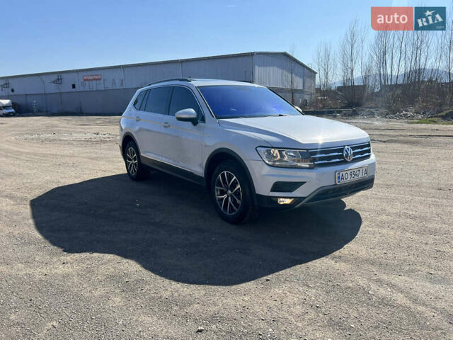 Білий Фольксваген Тігуан, об'ємом двигуна 1.98 л та пробігом 143 тис. км за 21700 $, фото 1 на Automoto.ua