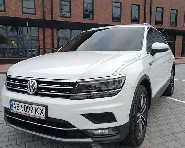 Білий Фольксваген Тігуан, об'ємом двигуна 1.98 л та пробігом 63 тис. км за 29000 $, фото 1 на Automoto.ua
