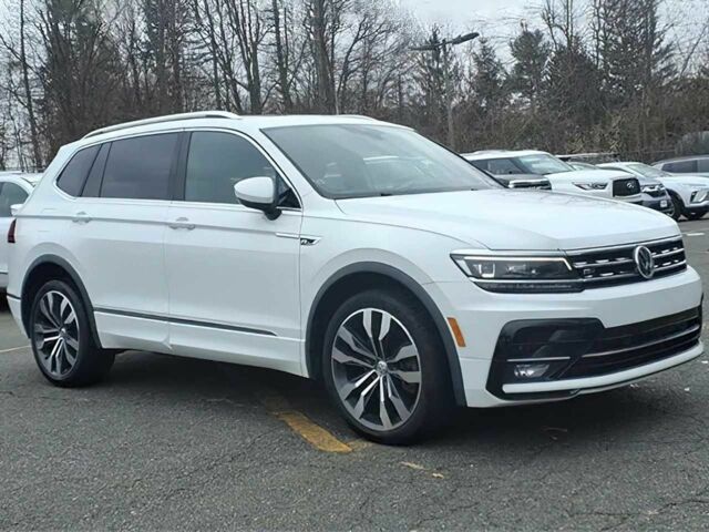 Белый Фольксваген Тигуан, объемом двигателя 2 л и пробегом 46 тыс. км за 8000 $, фото 1 на Automoto.ua