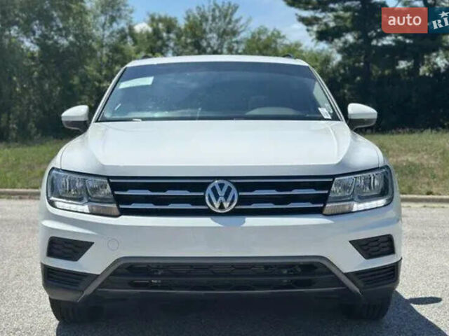 Белый Фольксваген Тигуан, объемом двигателя 1.98 л и пробегом 120 тыс. км за 19999 $, фото 1 на Automoto.ua