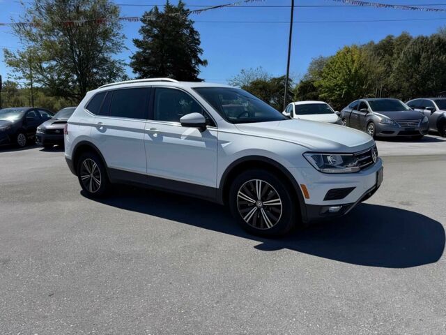 Белый Фольксваген Тигуан, объемом двигателя 2 л и пробегом 45 тыс. км за 8900 $, фото 1 на Automoto.ua