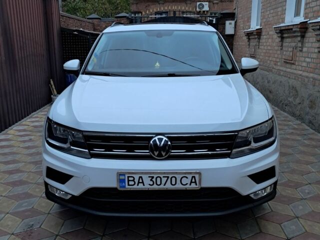 Білий Фольксваген Тігуан, об'ємом двигуна 0 л та пробігом 70 тис. км за 22700 $, фото 1 на Automoto.ua