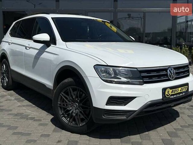 Белый Фольксваген Тигуан, объемом двигателя 1.98 л и пробегом 123 тыс. км за 21800 $, фото 1 на Automoto.ua