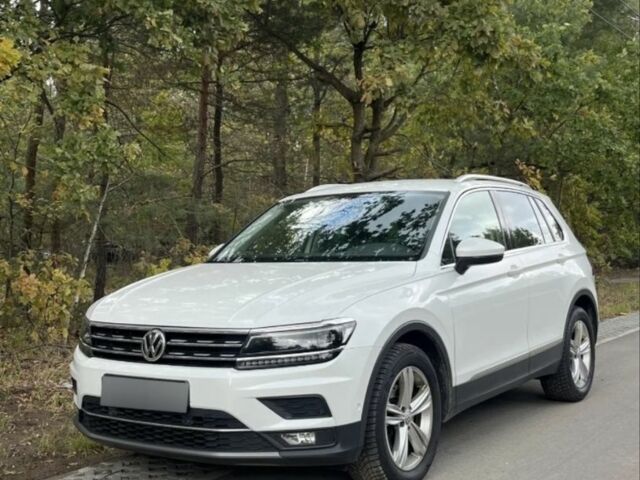 Белый Фольксваген Тигуан, объемом двигателя 2 л и пробегом 85 тыс. км за 10800 $, фото 1 на Automoto.ua