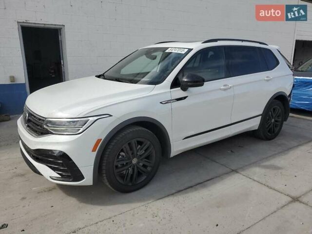 Белый Фольксваген Тигуан, объемом двигателя 2 л и пробегом 97 тыс. км за 20715 $, фото 1 на Automoto.ua