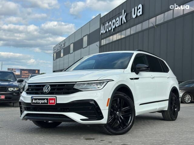 Белый Фольксваген Тигуан, объемом двигателя 2 л и пробегом 58 тыс. км за 31490 $, фото 1 на Automoto.ua
