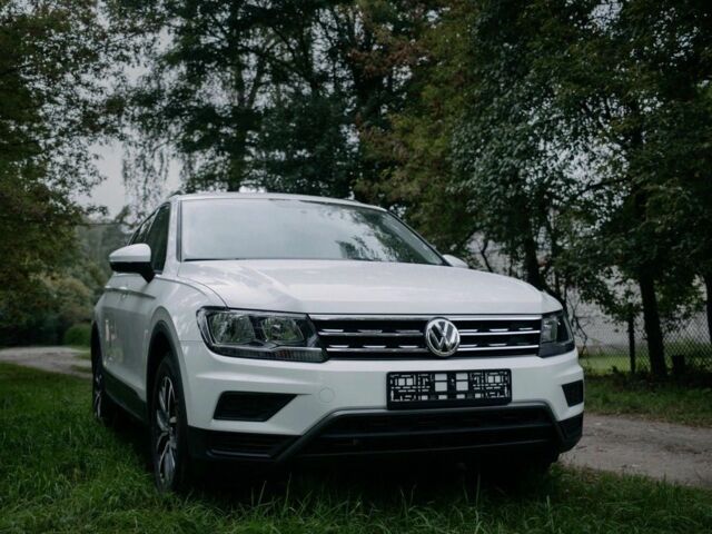 Белый Фольксваген Тигуан, объемом двигателя 2 л и пробегом 67 тыс. км за 13600 $, фото 1 на Automoto.ua