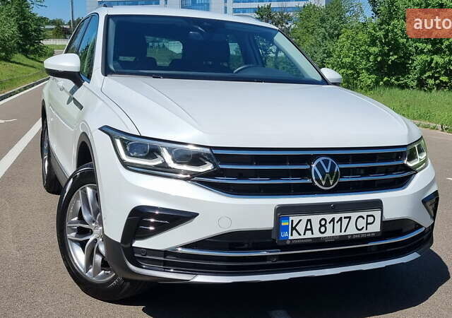 Білий Фольксваген Тігуан, об'ємом двигуна 1.98 л та пробігом 28 тис. км за 37800 $, фото 1 на Automoto.ua
