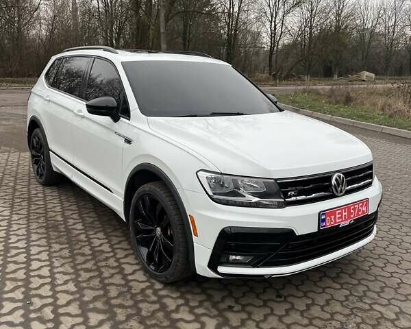 Білий Фольксваген Тігуан, об'ємом двигуна 1.98 л та пробігом 113 тис. км за 25500 $, фото 1 на Automoto.ua