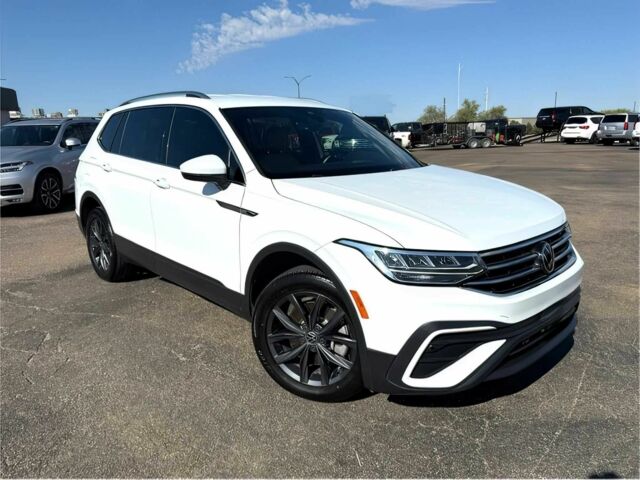 Белый Фольксваген Тигуан, объемом двигателя 2 л и пробегом 12 тыс. км за 15000 $, фото 1 на Automoto.ua