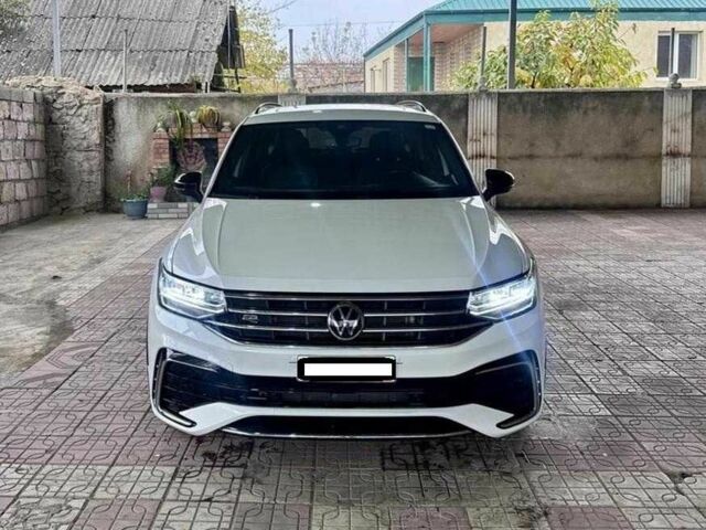 Білий Фольксваген Тігуан, об'ємом двигуна 2 л та пробігом 59 тис. км за 355 $, фото 1 на Automoto.ua
