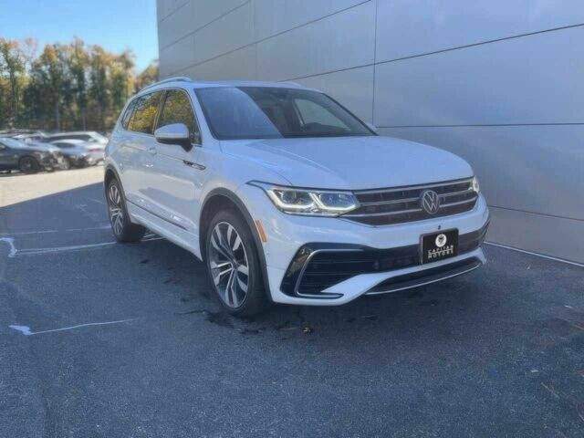 Белый Фольксваген Тигуан, объемом двигателя 2 л и пробегом 18 тыс. км за 7800 $, фото 1 на Automoto.ua