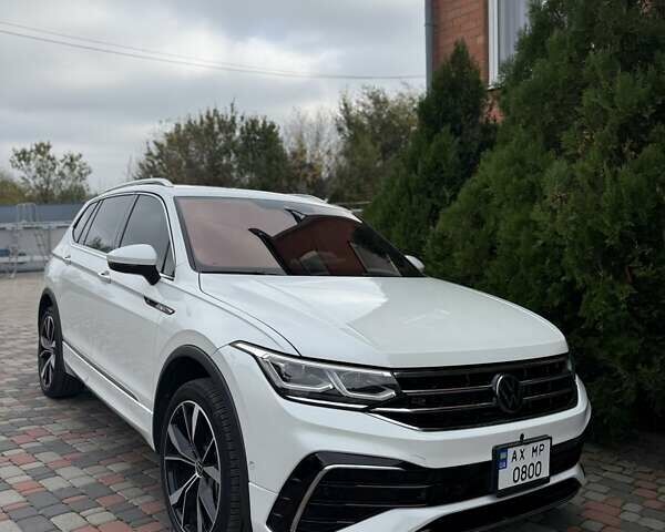 Білий Фольксваген Тігуан, об'ємом двигуна 1.98 л та пробігом 30 тис. км за 39500 $, фото 1 на Automoto.ua
