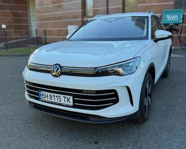 Білий Фольксваген Тігуан, об'ємом двигуна 1.97 л та пробігом 3 тис. км за 47500 $, фото 1 на Automoto.ua